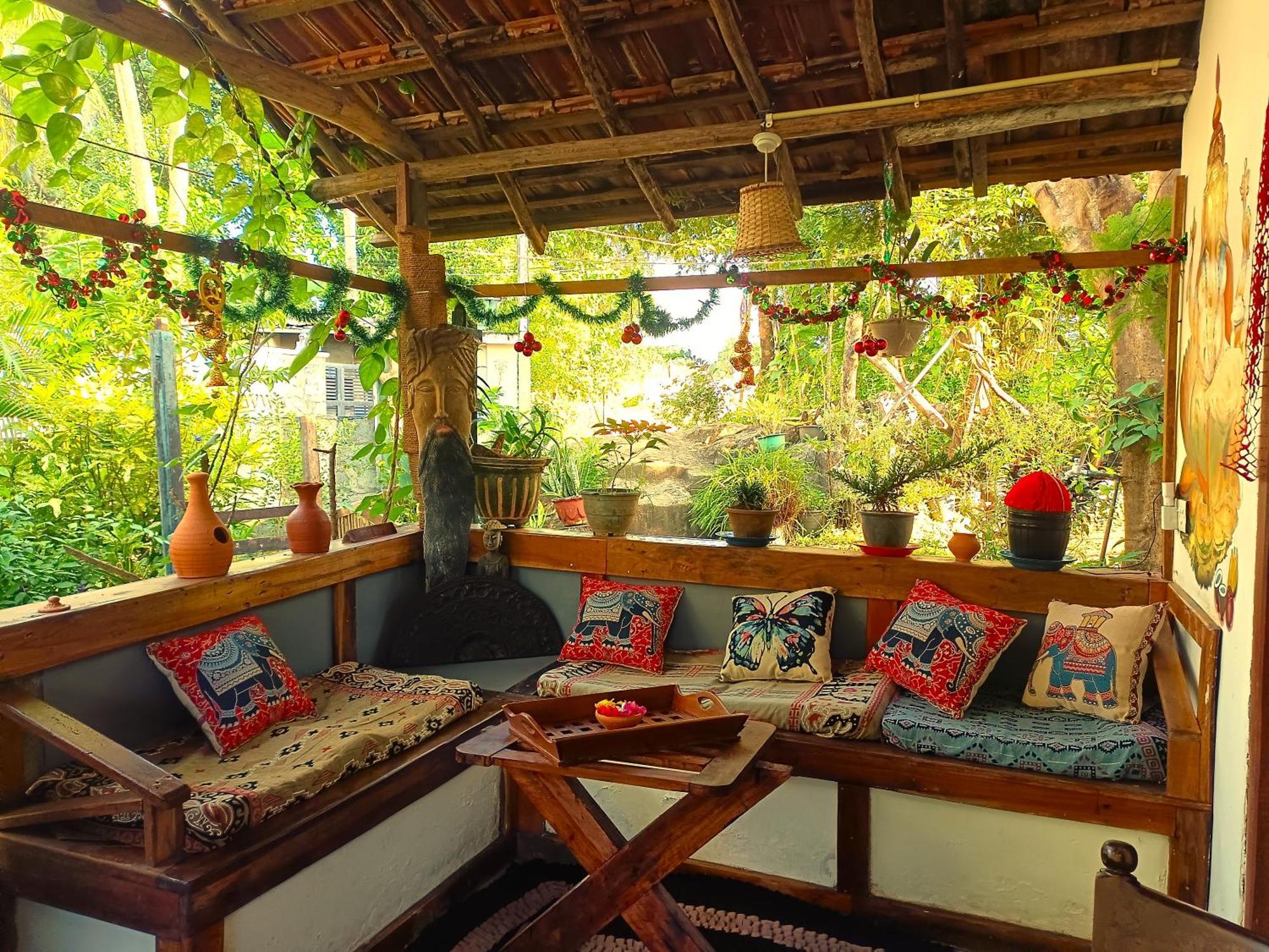 Mamisa Cafe, Home Stay 하바라나 외부 사진
